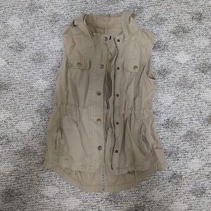 Hooded Khaki Vest Jacket
